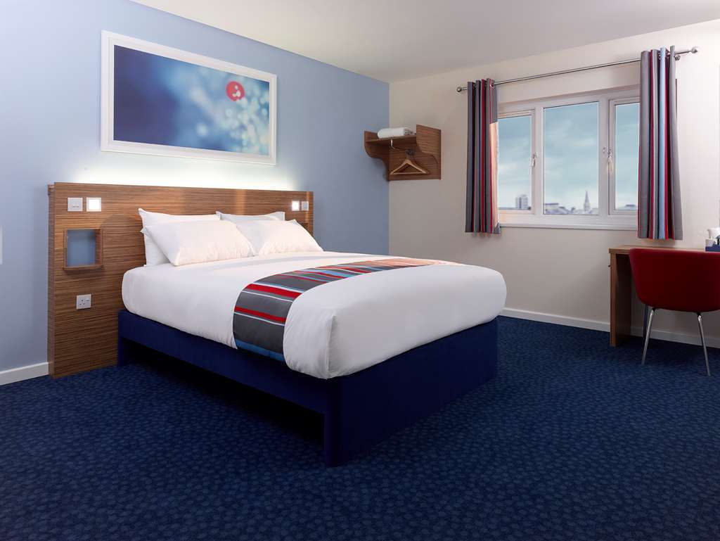 Travelodge Ipswich Beacon Hill Coddenham Room photo