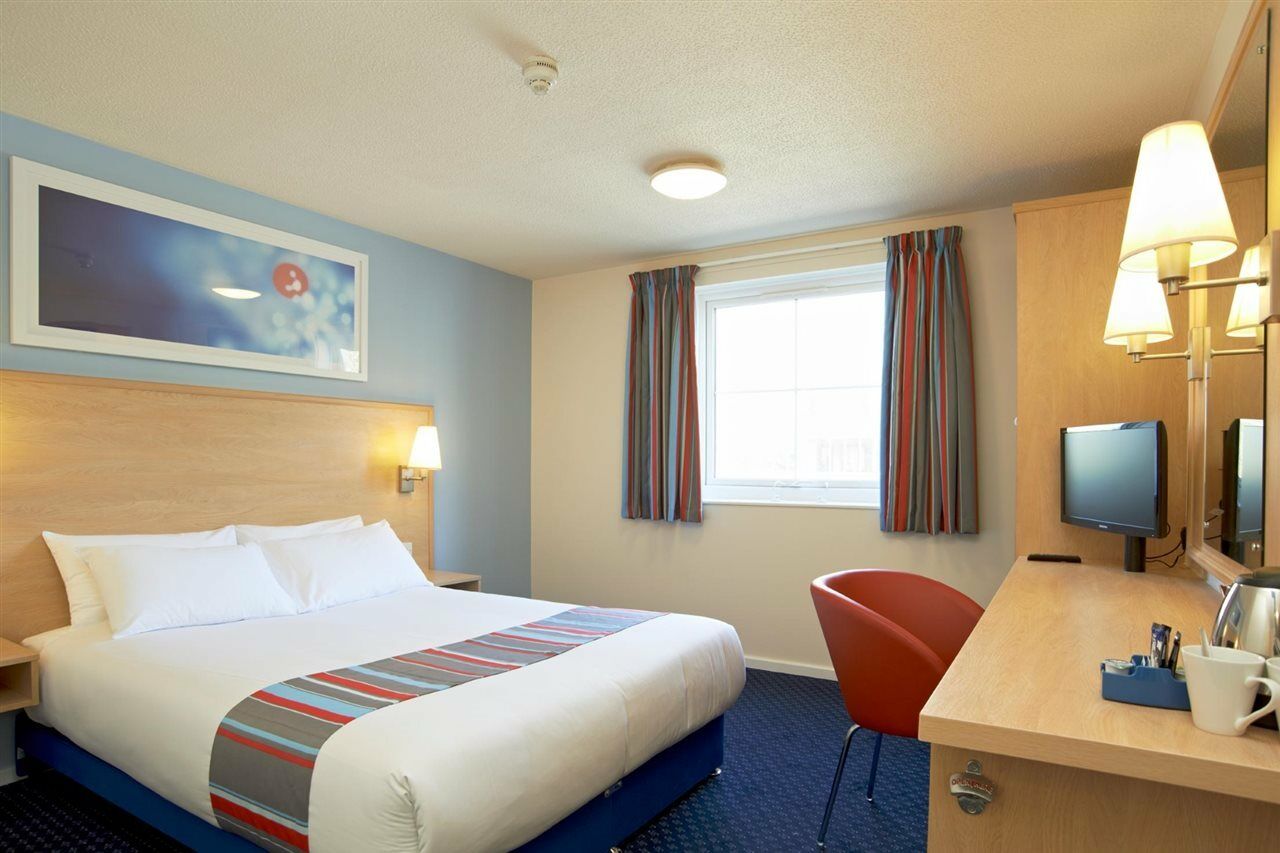 Travelodge Ipswich Beacon Hill Coddenham Exterior photo