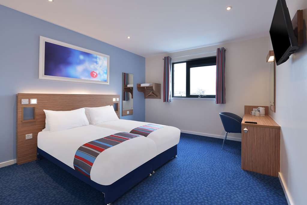 Travelodge Ipswich Beacon Hill Coddenham Room photo